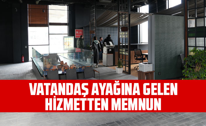 VATANDAŞ AYAĞINA GELEN HİZMETTEN MEMNUN