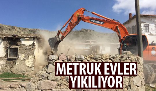 Gölbaşı'ndaki o evler yıkılıyor